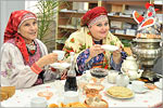 Presentation of Russian tea ceremony.     [77 Kb]