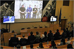Space bridge with International Space Station crew in OSU. Открыть в новом окне [115 Kb]