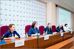 The Eurasian Economic Commission delegation at OSU.     [136 Kb]
