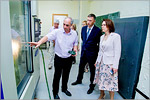 Igor Manzhurov visited the laboratories with CNC machines.     [141 Kb]