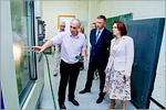 Igor Manzhurov visited the laboratories with CNC machines.     [141 Kb]